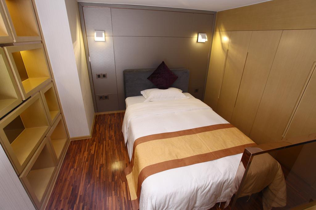 Heefun Apartment Hotel Guangzhou - Poly D Plaza Branch Kamer foto