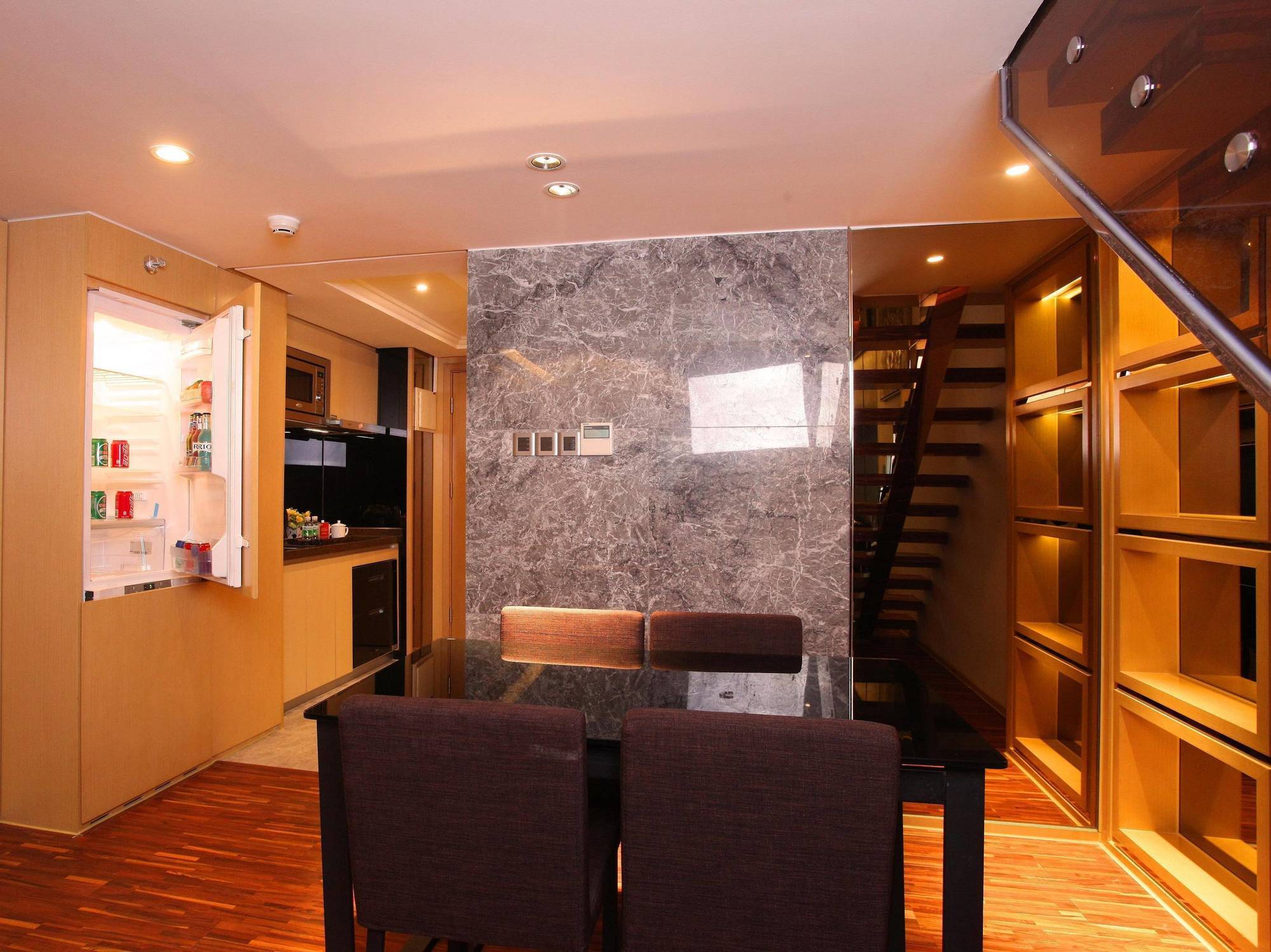 Heefun Apartment Hotel Guangzhou - Poly D Plaza Branch Buitenkant foto
